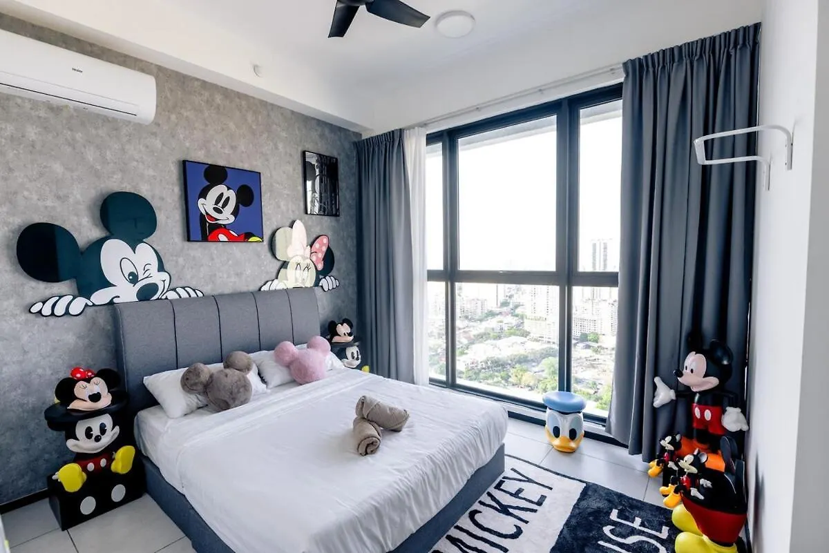 Breezy Urban 6Pax Seaview Infinitypool Georgetown Apartment Malaysia