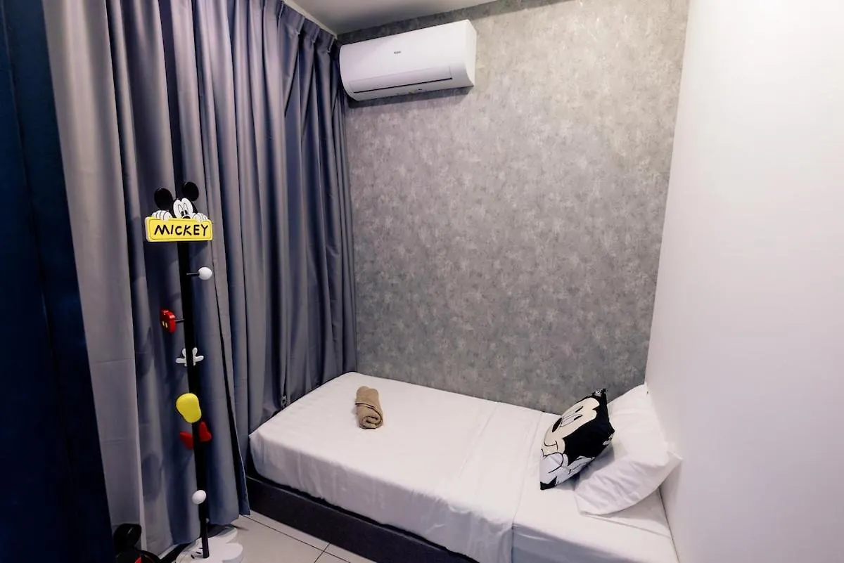 Breezy Urban 6Pax Seaview Infinitypool Georgetown Apartment Malaysia