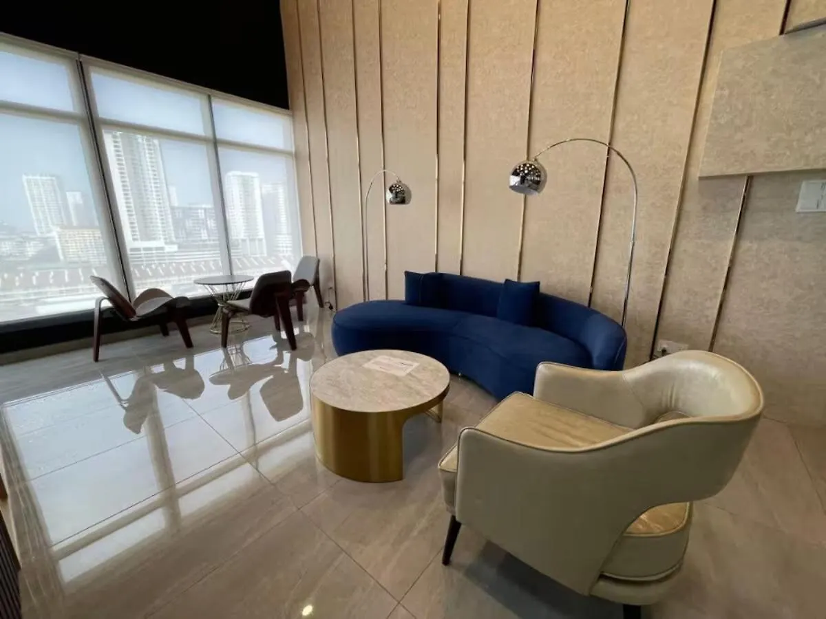 Breezy Urban 6Pax Seaview Infinitypool Georgetown Apartment Malaysia